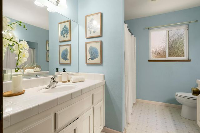7859 Casa Bella Way, Citrus Heights, CA 95610