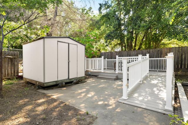 7859 Casa Bella Way, Citrus Heights, CA 95610