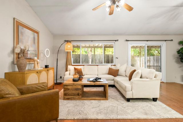 7859 Casa Bella Way, Citrus Heights, CA 95610