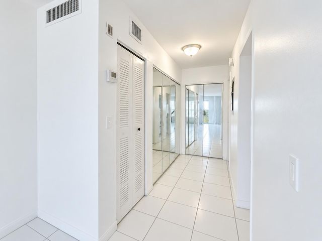 251 NW 177TH Street A-206, Miami Gardens, FL 33169