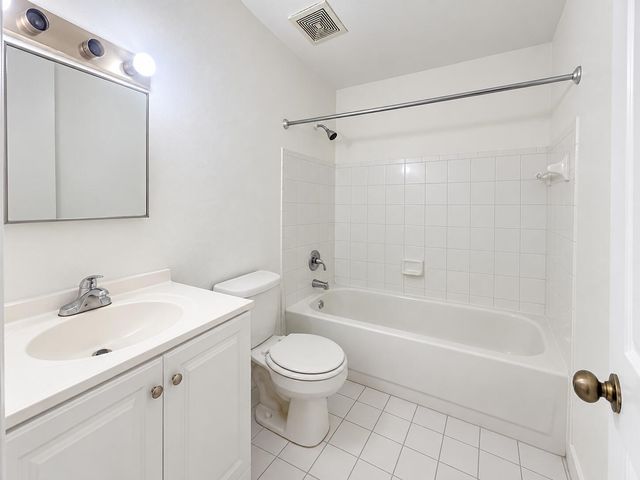 251 NW 177TH Street A-206, Miami Gardens, FL 33169