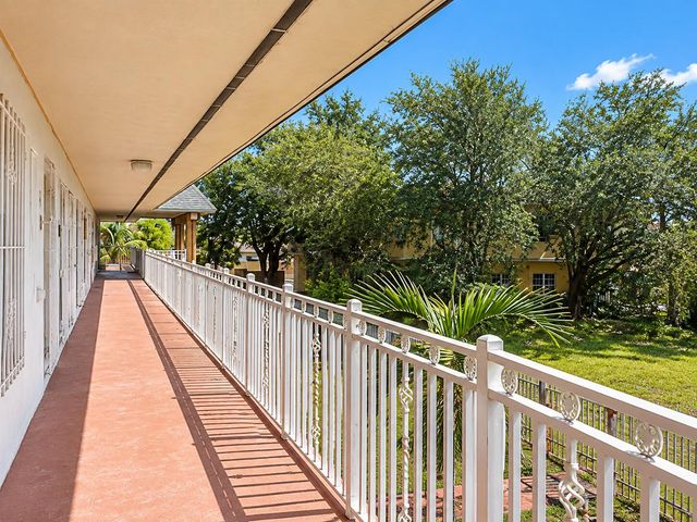 251 NW 177TH Street A-206, Miami Gardens, FL 33169