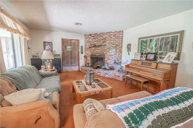 11424 Frascati Street, Agua Dulce, CA 91390