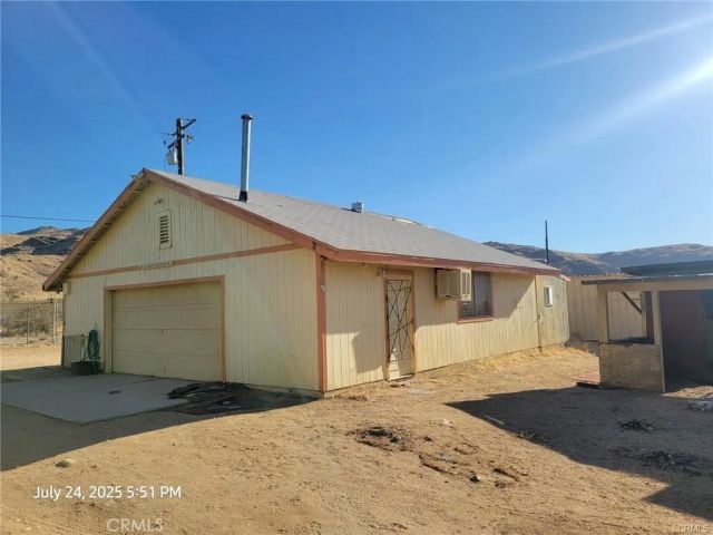 27177 Cahuilla Road, Apple Valley, CA 92307