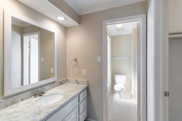 5127 Heathfield Court, Houston, TX 77084