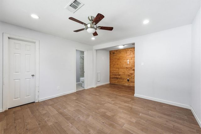 9819 Forest Hollow Drive, Baytown, TX 77521