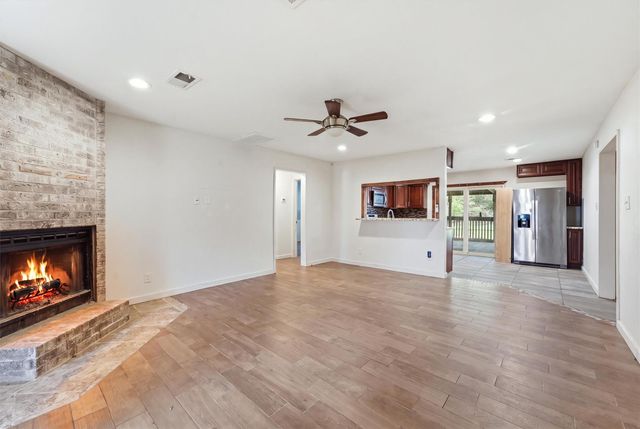 9819 Forest Hollow Drive, Baytown, TX 77521