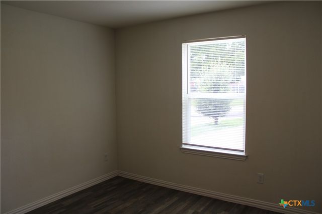 405 N 10th Street, Temple, TX 76501