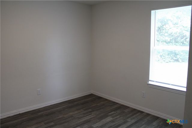 405 N 10th Street, Temple, TX 76501