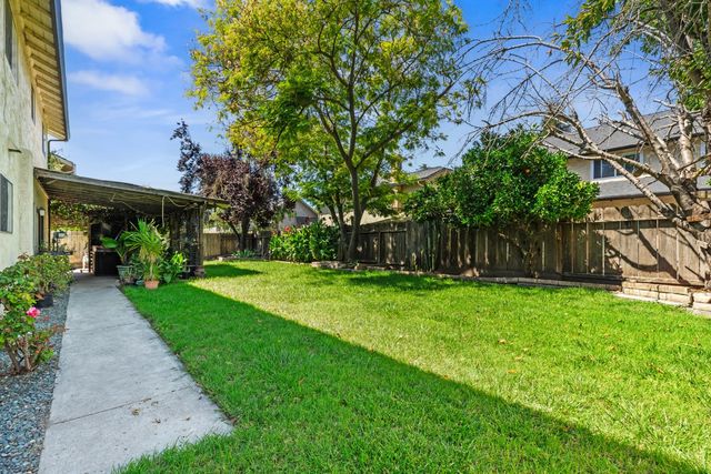 9843 Spindrift Way, Stockton, CA 95209