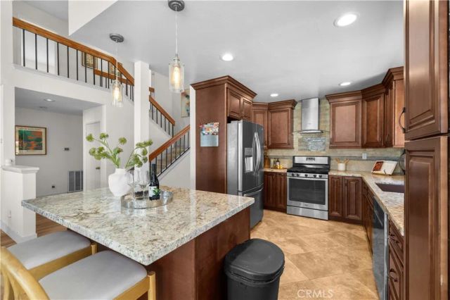 1551 Jonathon Street, Vista, CA 92083