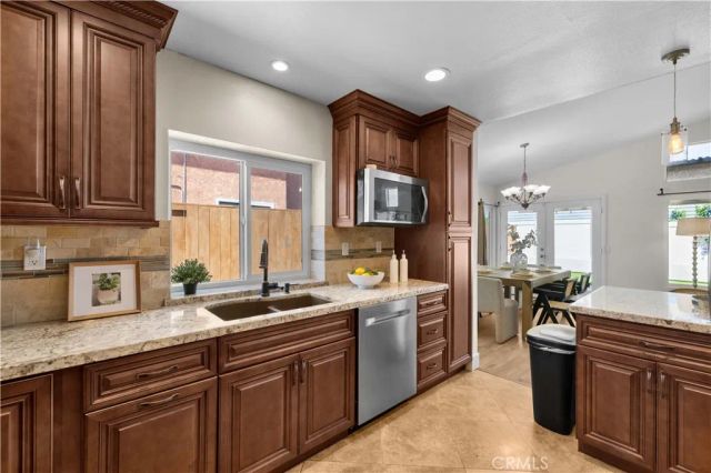 1551 Jonathon Street, Vista, CA 92083