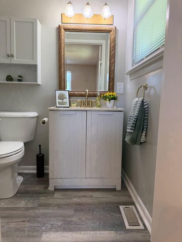 15 Holiday Lane, Chattanooga, TN 37415