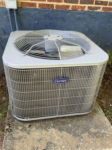 15 Holiday Lane, Chattanooga, TN 37415