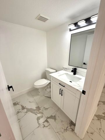 1418 W Wickham Circle C, Delray Beach, FL 33445