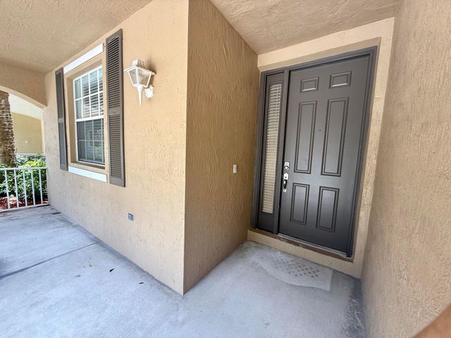 1418 W Wickham Circle C, Delray Beach, FL 33445