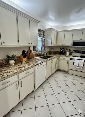 111 S Hollybrook Drive 107, Pembroke Pines, FL 33025