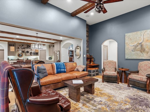 2965 Eric Lane, Farmers Branch, TX 75234