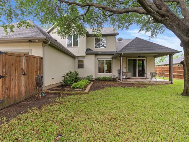 2965 Eric Lane, Farmers Branch, TX 75234