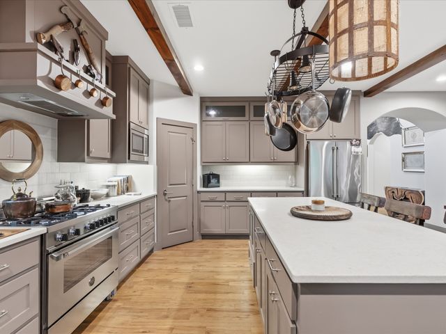 2965 Eric Lane, Farmers Branch, TX 75234