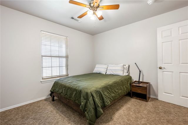 20600 Lakeshore Drive, Springdale, AR 72764