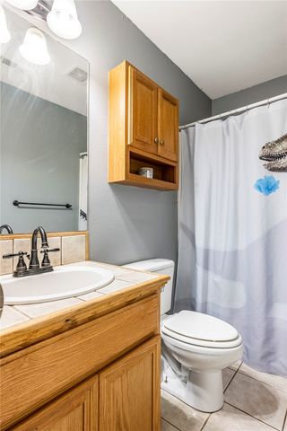 20600 Lakeshore Drive, Springdale, AR 72764