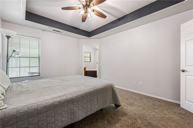 20600 Lakeshore Drive, Springdale, AR 72764