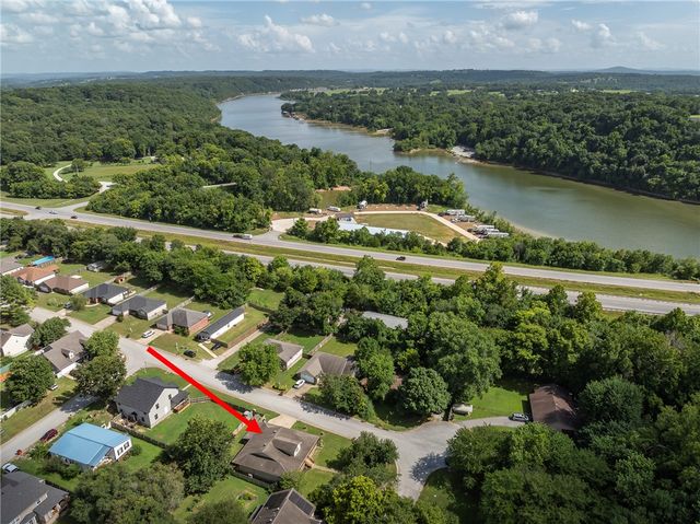 20600 Lakeshore Drive, Springdale, AR 72764