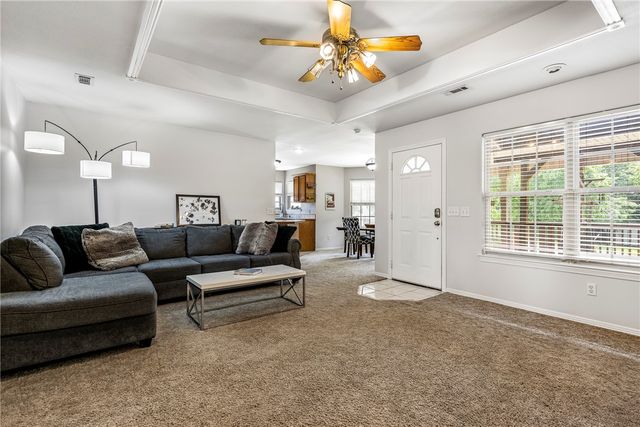 20600 Lakeshore Drive, Springdale, AR 72764