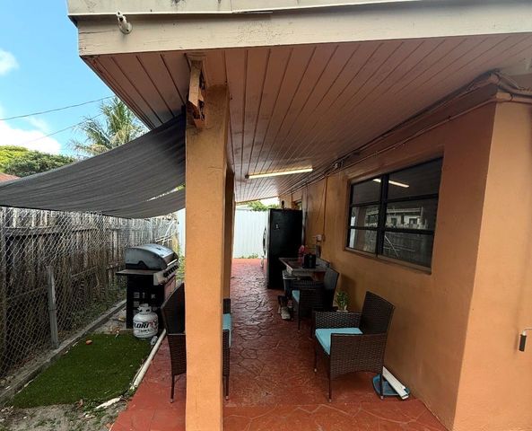5591 W 2nd Ave 3, Hialeah, FL 33012