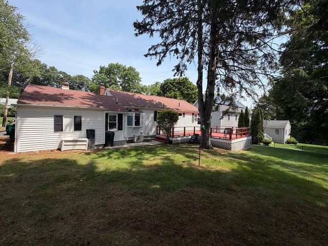 36 Carroll Rd, Woburn, MA 01801