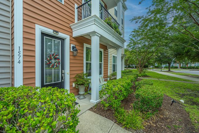 1574 Bluewater Way, Charleston, SC 29414