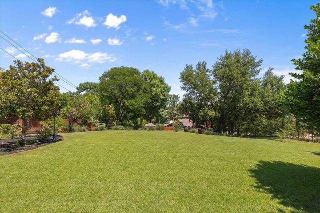 4308 Briarhaven Road, Fort Worth, TX 76109