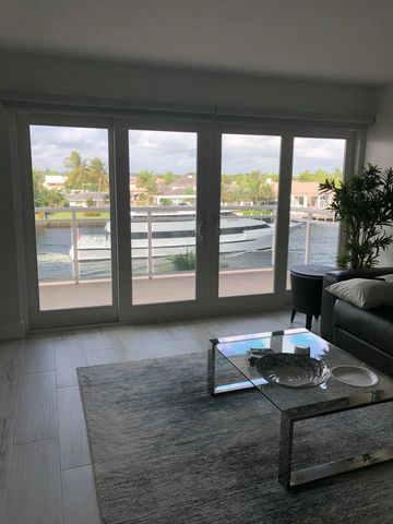 1160 Hillsboro Mile 305, Hillsboro Beach, FL 33062