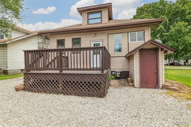 640 E Ferguson Avenue, Wood River, IL 62095