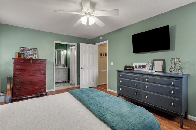 20 Lombardi Lane, Hanahan, SC 29410