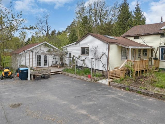 2095 Baird Road, Penfield, NY 14526