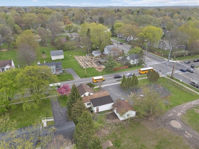 2095 Baird Road, Penfield, NY 14526