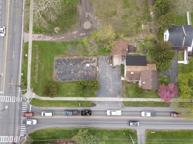 2095 Baird Road, Penfield, NY 14526
