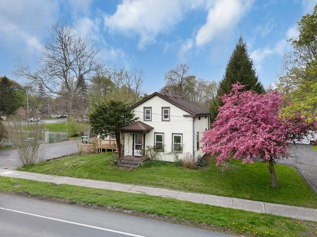 2095 Baird Road, Penfield, NY 14526
