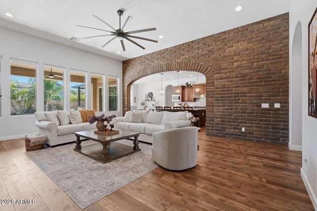 22333 E MAYA Road, Queen Creek, AZ 85142