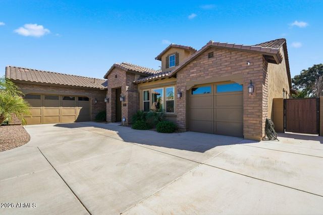 22333 E MAYA Road, Queen Creek, AZ 85142