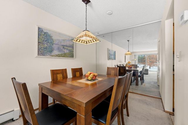 2220 Midland Grove Road 112, Roseville, MN 55113