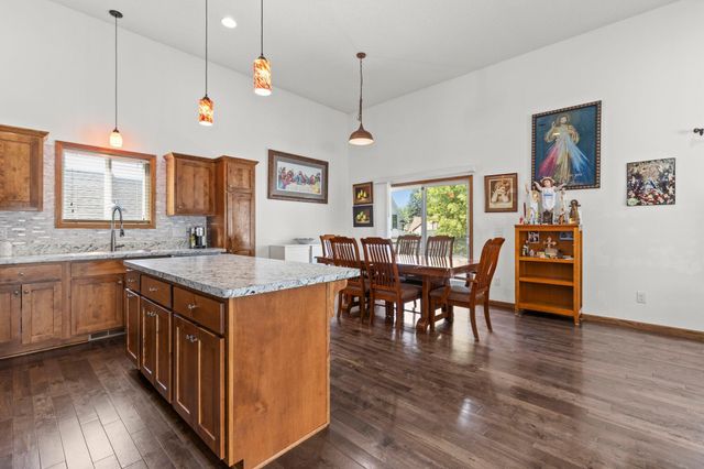 49 Wyoming Street W, Saint Paul, MN 55107