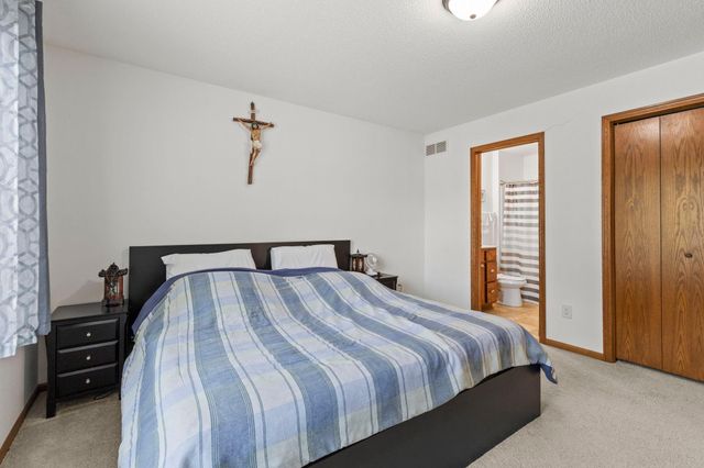 49 Wyoming Street W, Saint Paul, MN 55107