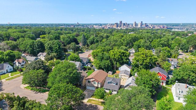 49 Wyoming Street W, Saint Paul, MN 55107