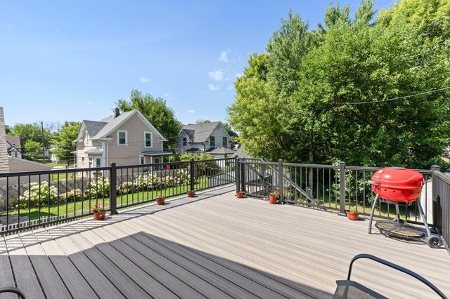 49 Wyoming Street W, Saint Paul, MN 55107