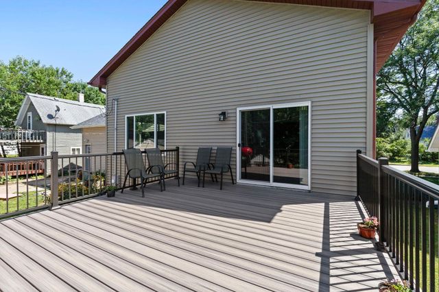 49 Wyoming Street W, Saint Paul, MN 55107
