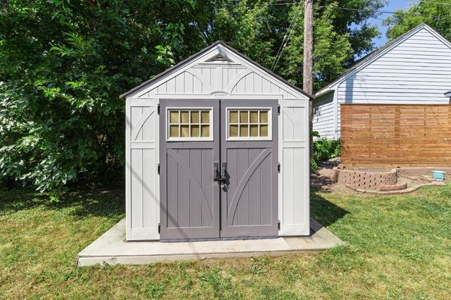 49 Wyoming Street W, Saint Paul, MN 55107