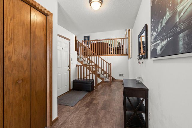 49 Wyoming Street W, Saint Paul, MN 55107